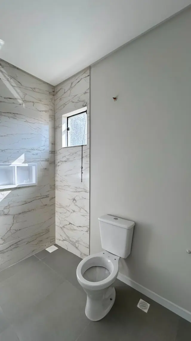 SUA CASA NOVA EM BALNEÁRIO PIÇARRAS