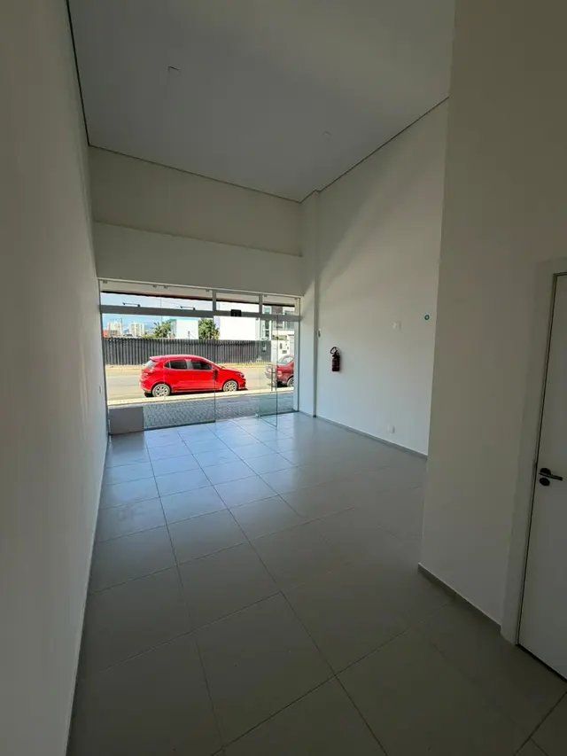 SALA COMERCIAL PARA LOCAÇÃO — PENHA/SC