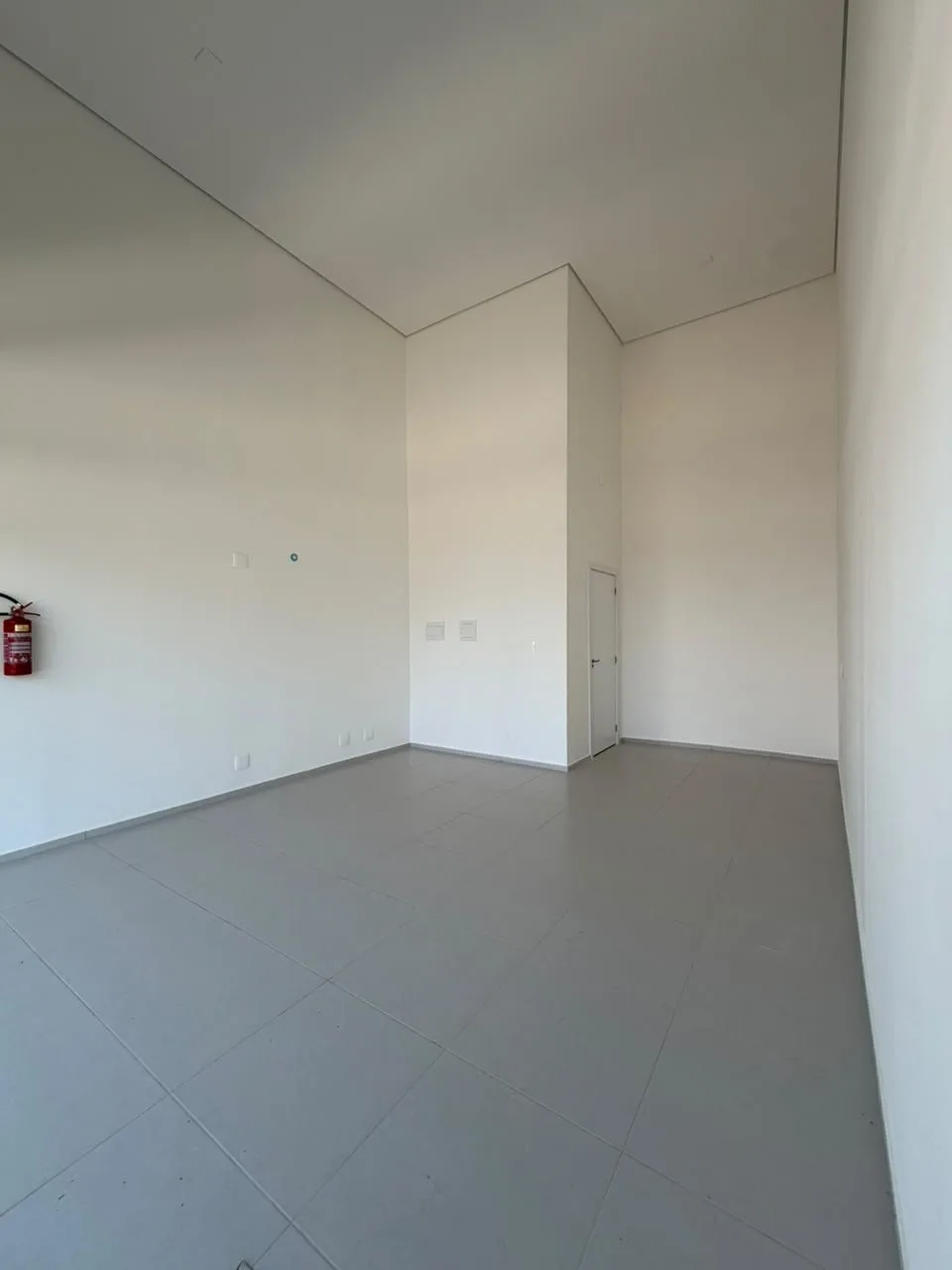 SALA COMERCIAL PARA LOCAÇÃO — PENHA/SC - foto 4