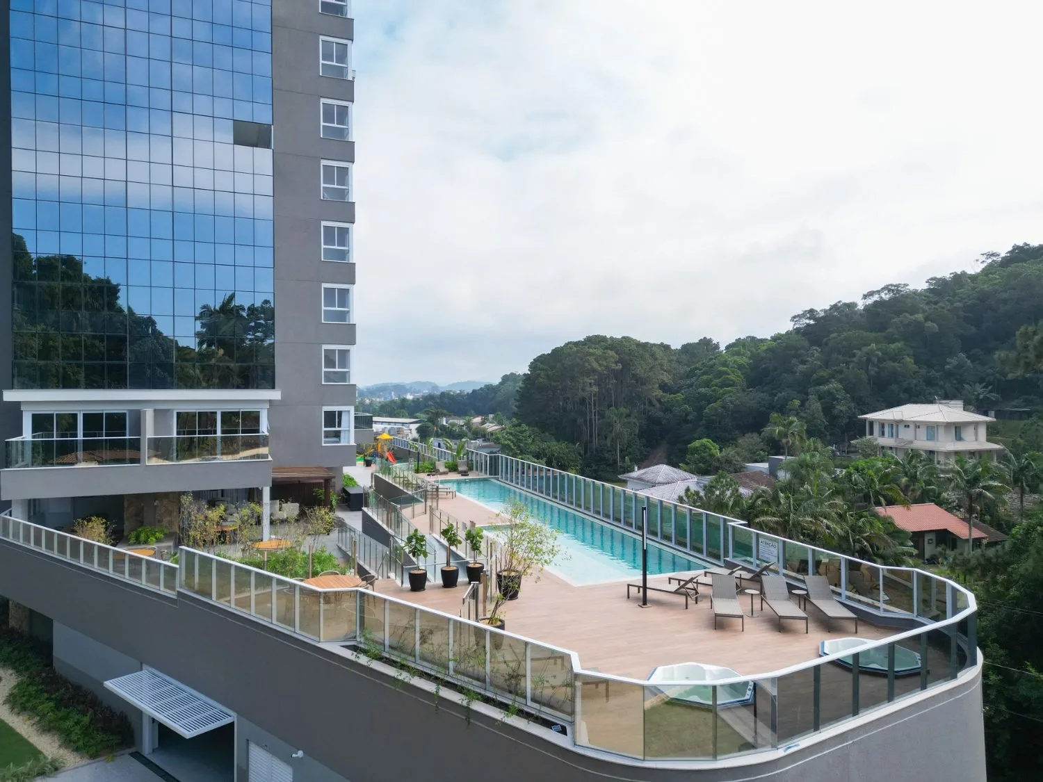 VISTA PARADISO RESIDENCES – EXCLUSIVIDADE, SOFISTICAÇÃO E VISTA PARA O MAR - foto 35